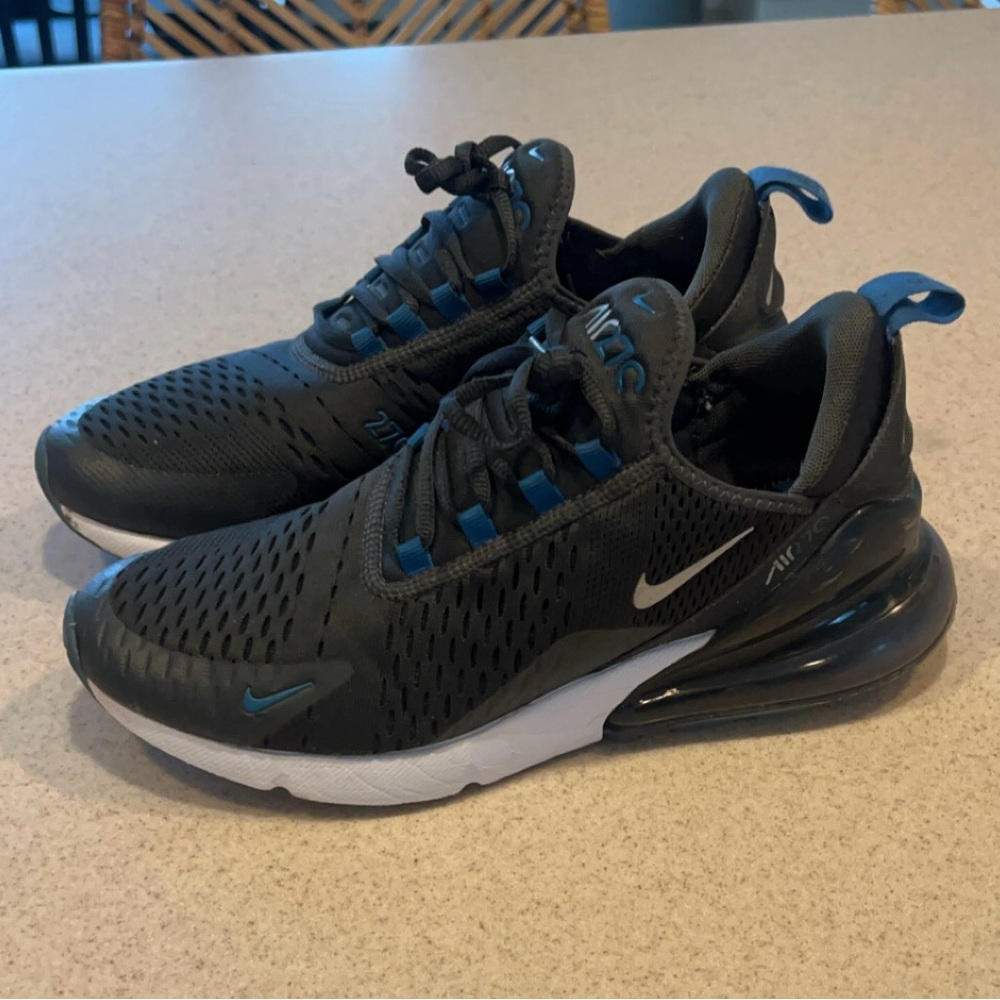 Nike Air Max 270